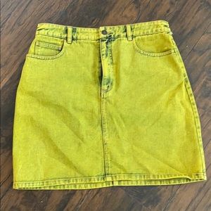 Vintage yellow mini skirt